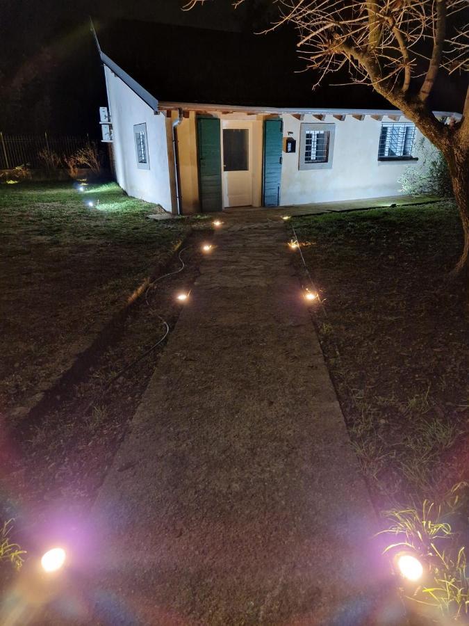 Charmerooms Villa Moroni La Depandance สเตซซาโน ภายนอก รูปภาพ